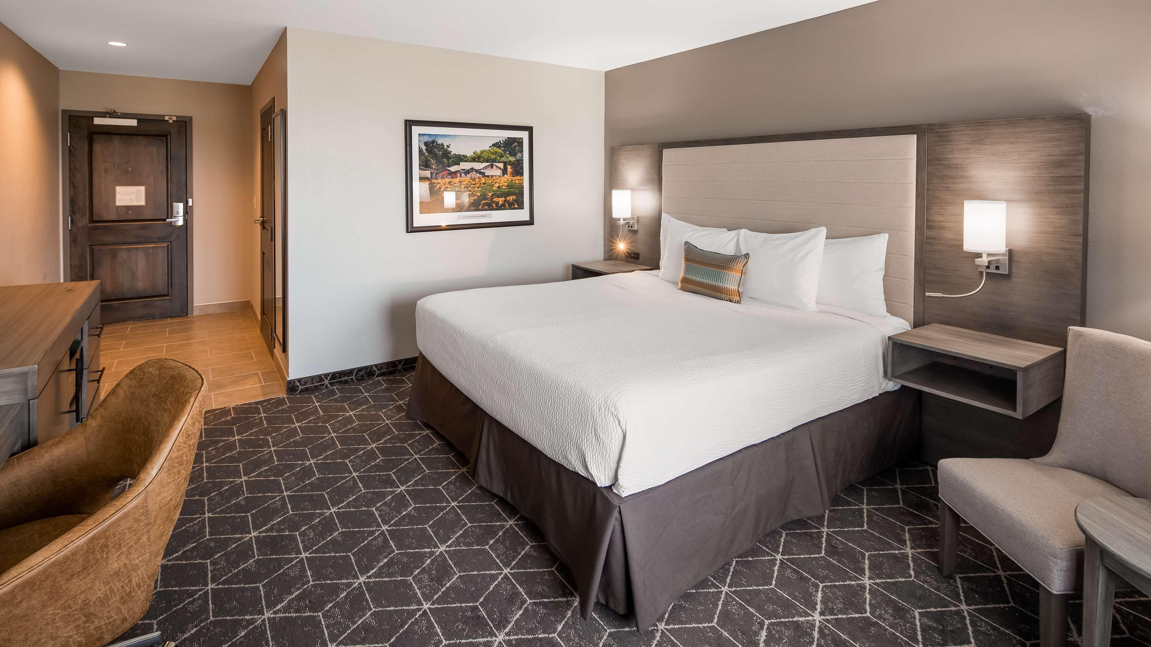 Best Western Plus Lawrenceburg Экстерьер фото