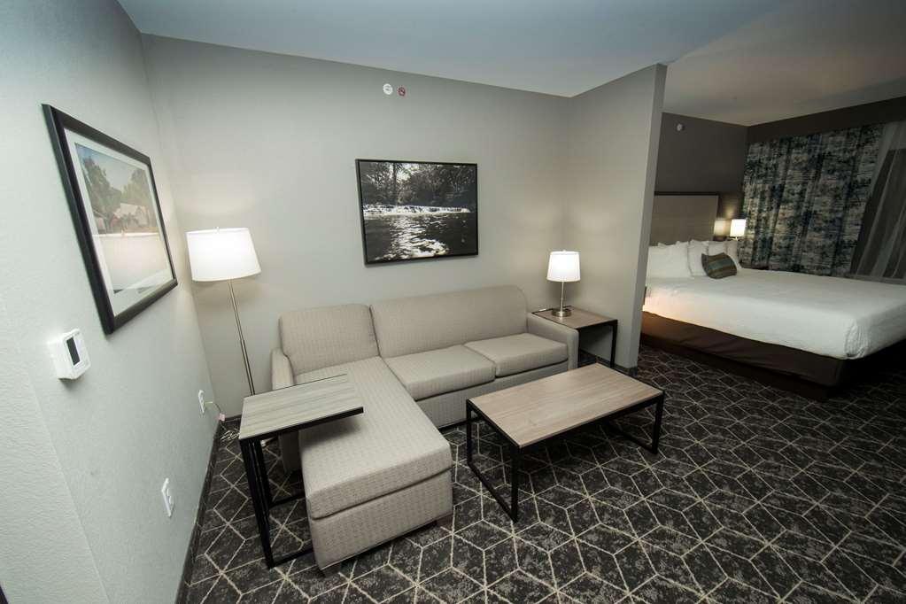 Best Western Plus Lawrenceburg Номер фото